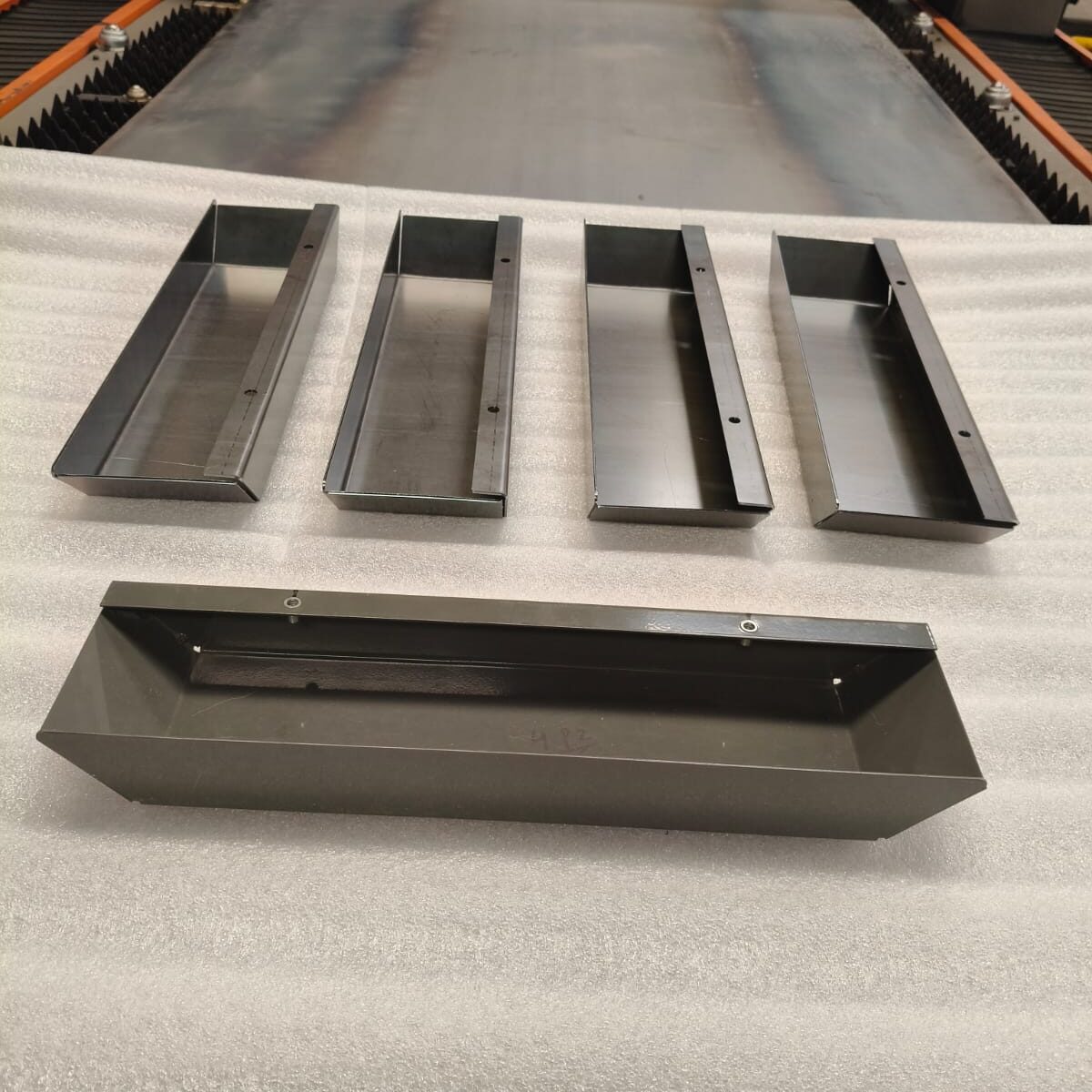pieza metalica para maquinaria cubiertas metalicas